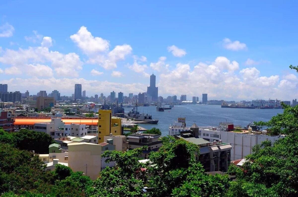 台湾，向亲爱的听众朋友们致敬